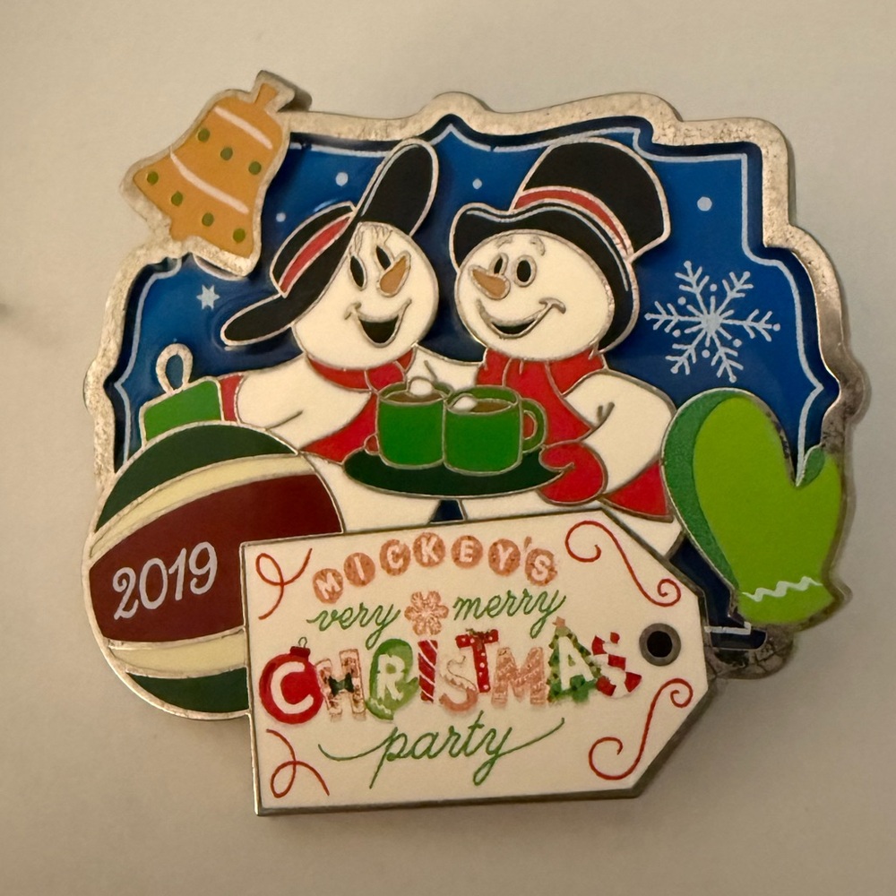 Mickey's Very Merry Christmas Party 2019 Snowman Pin - LIMITED EDITION 1 of 5000